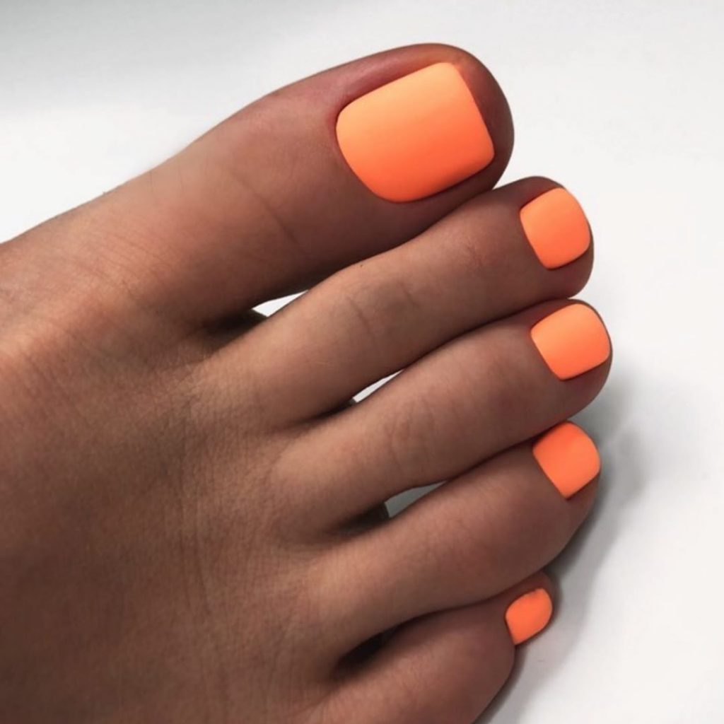 Fall Color Toe Nails 15 Ideas for Black Women