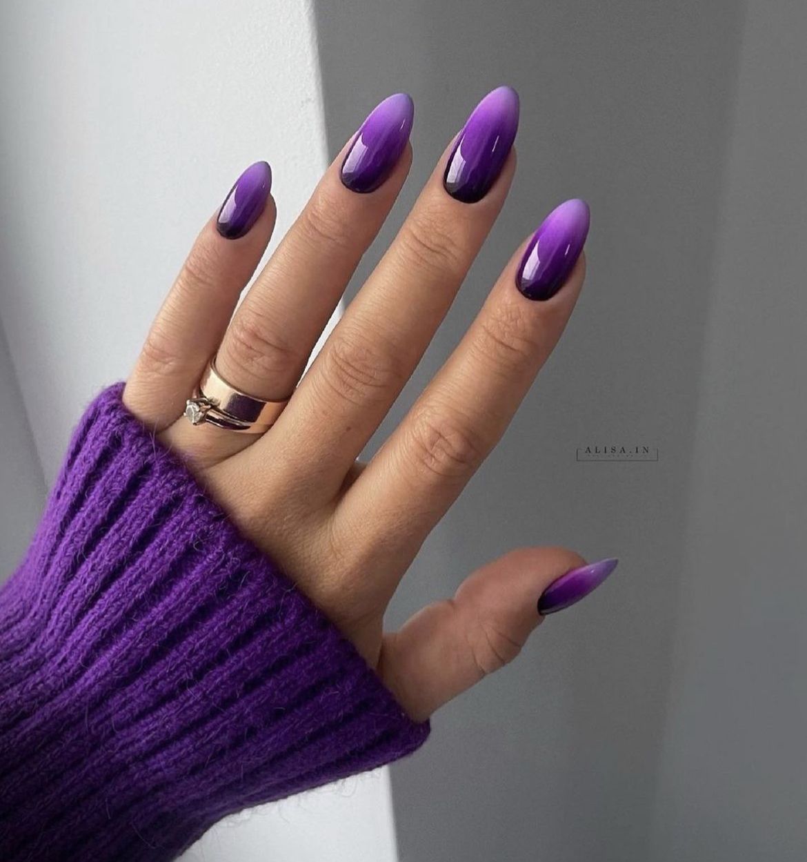 Fall Nails Ombre 16 Ideas: Embrace the Season with Trendy Nail Designs