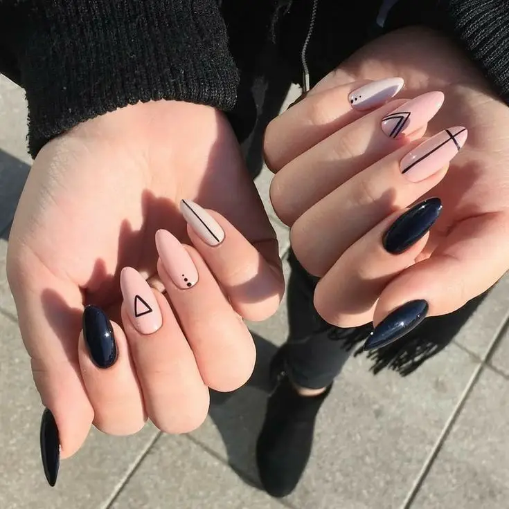 Round Nails Fall 18 Ideas: Embrace the Season with Stylish Nail Designs