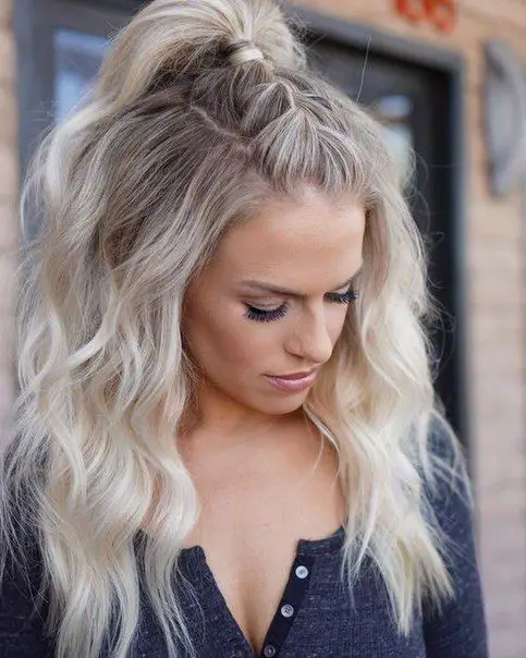 Fall Hairstyles for Blondes: 20 Ideas to Enhance Your Look