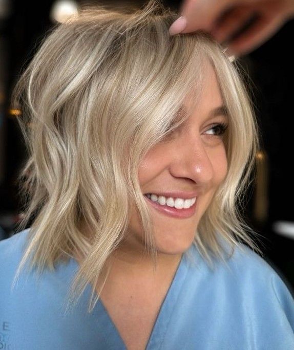 Hairstyles for Women Over 40 20 Ideas: Embrace Your Beauty at Any Age