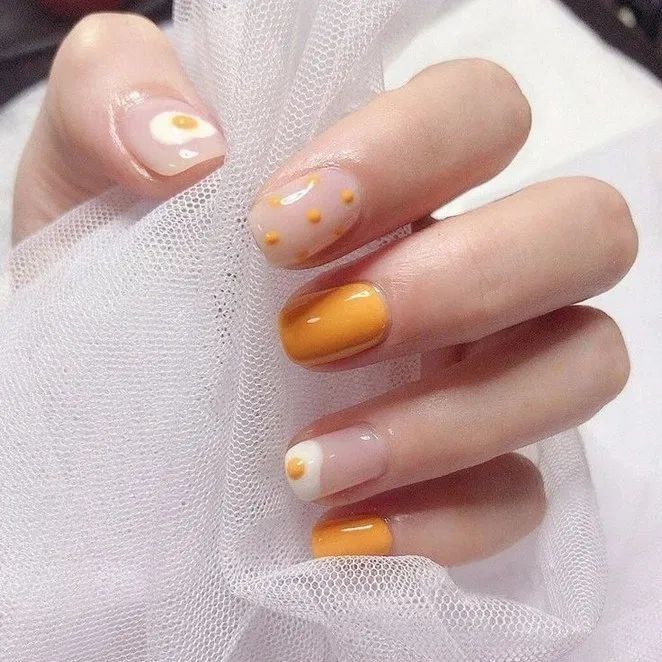 Short Yellow Nails 22 Ideas: Embrace the Sunshine with Trendy Nail Designs