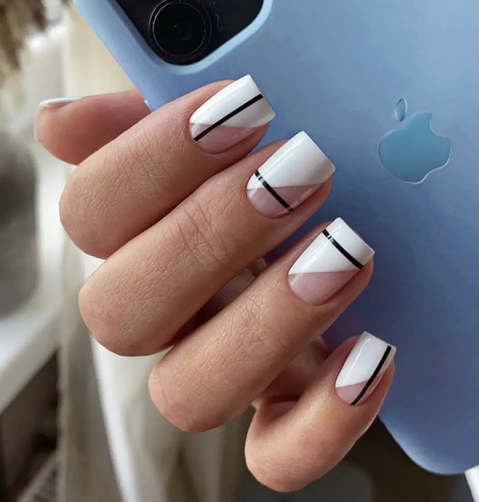 Short Nails Acrylic 20 Ideas: Elevate Your Style with Chic and Trendy Designs