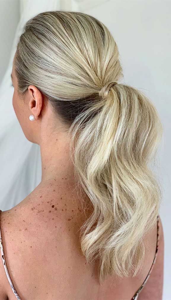 Ponytail Hairstyles for Women Over 40 21 Ideas: A Stylish and Timeless Choice