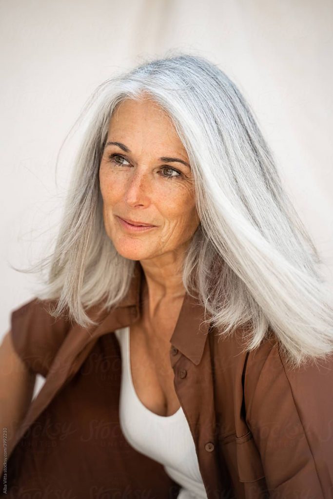 Hairstyles Over 50: Long Hair 16 Ideas for a Fabulous Look