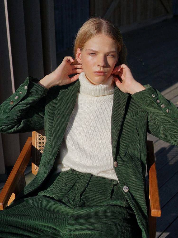 Winter Corduroy Outfit 2023-2024 18 Ideas: Stay Stylish and Cozy