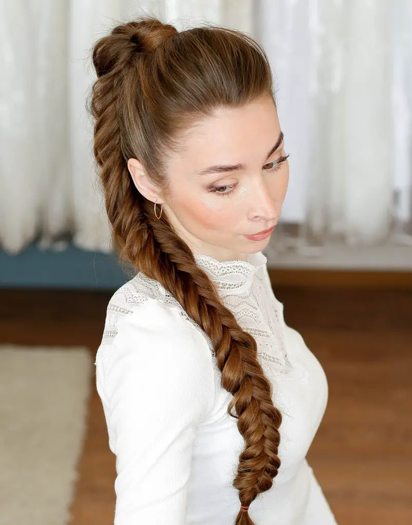 Winter Hairstyles for Long Hair 2023 - 2024 20 Ideas: Stay Trendy and Cozy