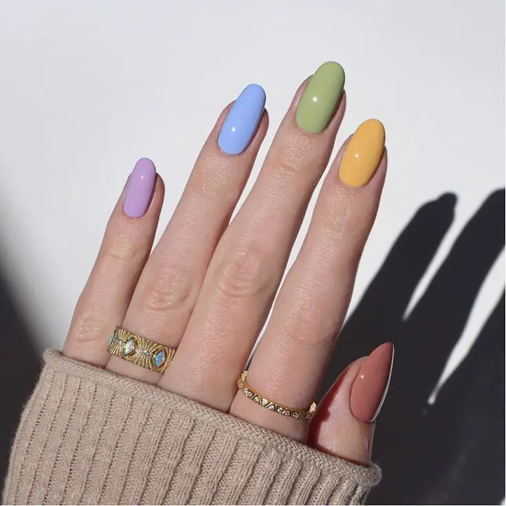 Winter Multicolor Nails 2023 - 2024 20 Ideas: A Splash of Color in the Cold