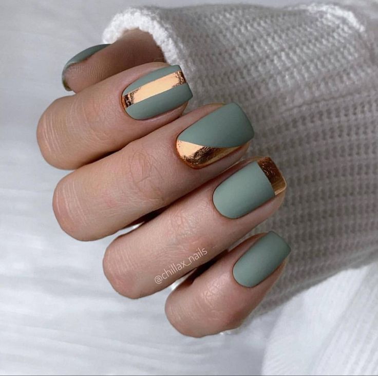 Winter Nails Square Short 2023-2024 16 Ideas: Stay Trendy and Chic!