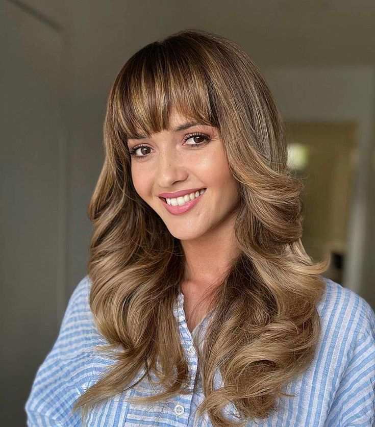 2024 Hairstyles with Bangs 20 Ideas: Expert Tips for a Stylish Look