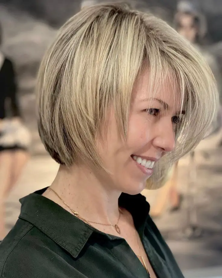 2024 Hairstyles for Women Over 40 18 Ideas: Short, Medium, and Long Styles