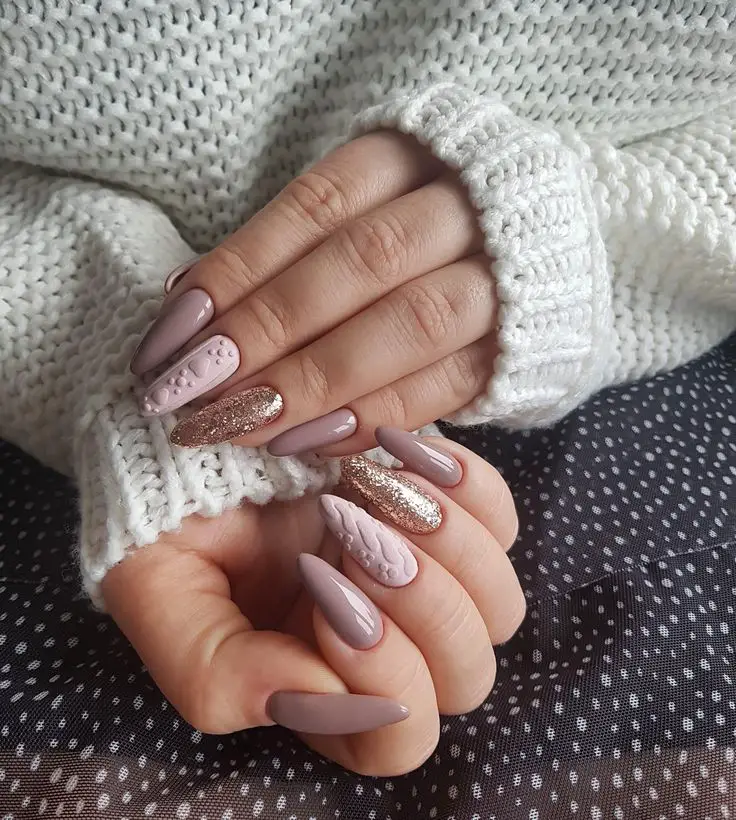 Easy Winter Nail 2023-2024 18 Ideas: Stay Trendy and Cozy