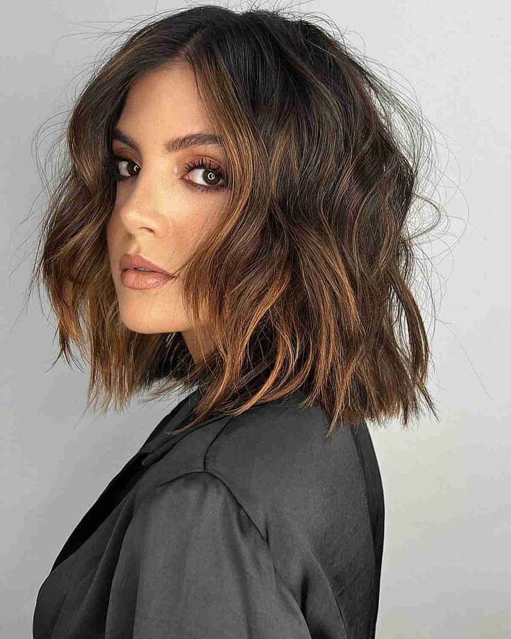 Embracing the New Wave: Hair Color Trends 2024 for the Fashion-Savvy Woman 18 Ideas