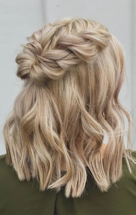 New Year's Hairstyles Half Up 2024 16 Ideas: A Professional Guide