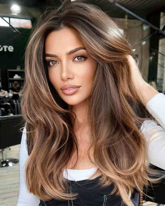 Embracing the Warmth: Spring Hair Color 15 Ideas for Brunettes 2024