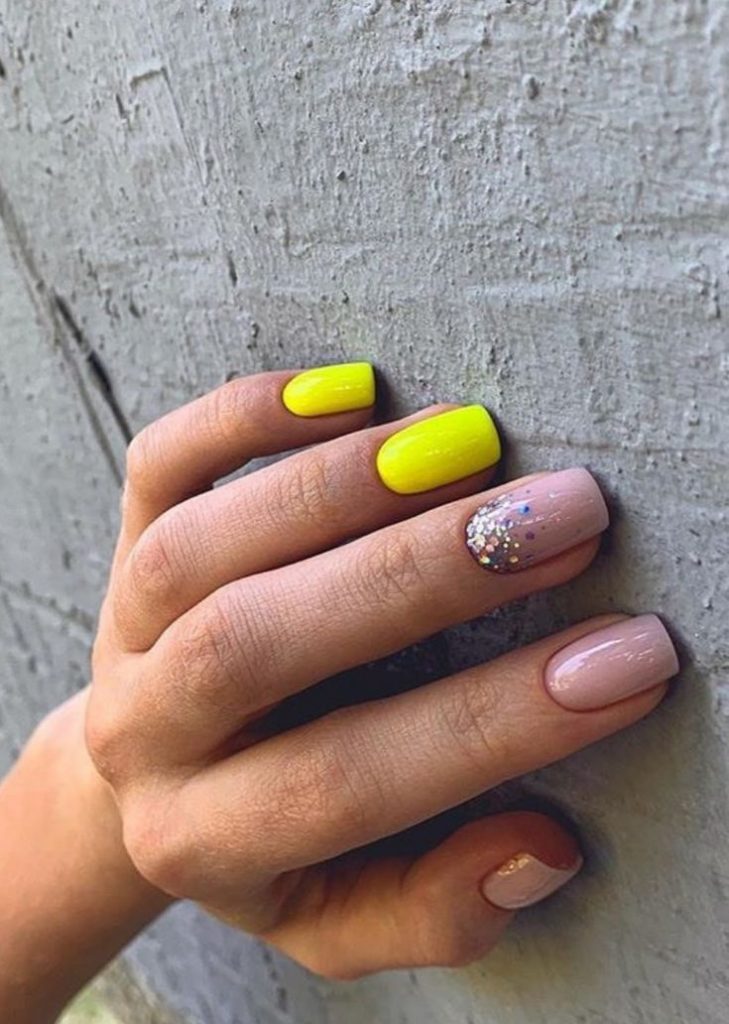 Embrace the Hues: Multicolor Nails for Spring 2024 15 Ideas