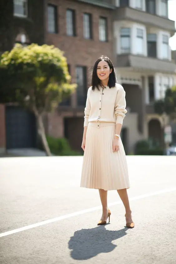 Spring into Style: Your Guide to Spring Office Outfits for Women 2024 18 Ideas