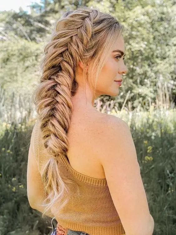 Sizzling July Hairstyles 2024 15 Ideas: A Fusion of Fun and Elegance