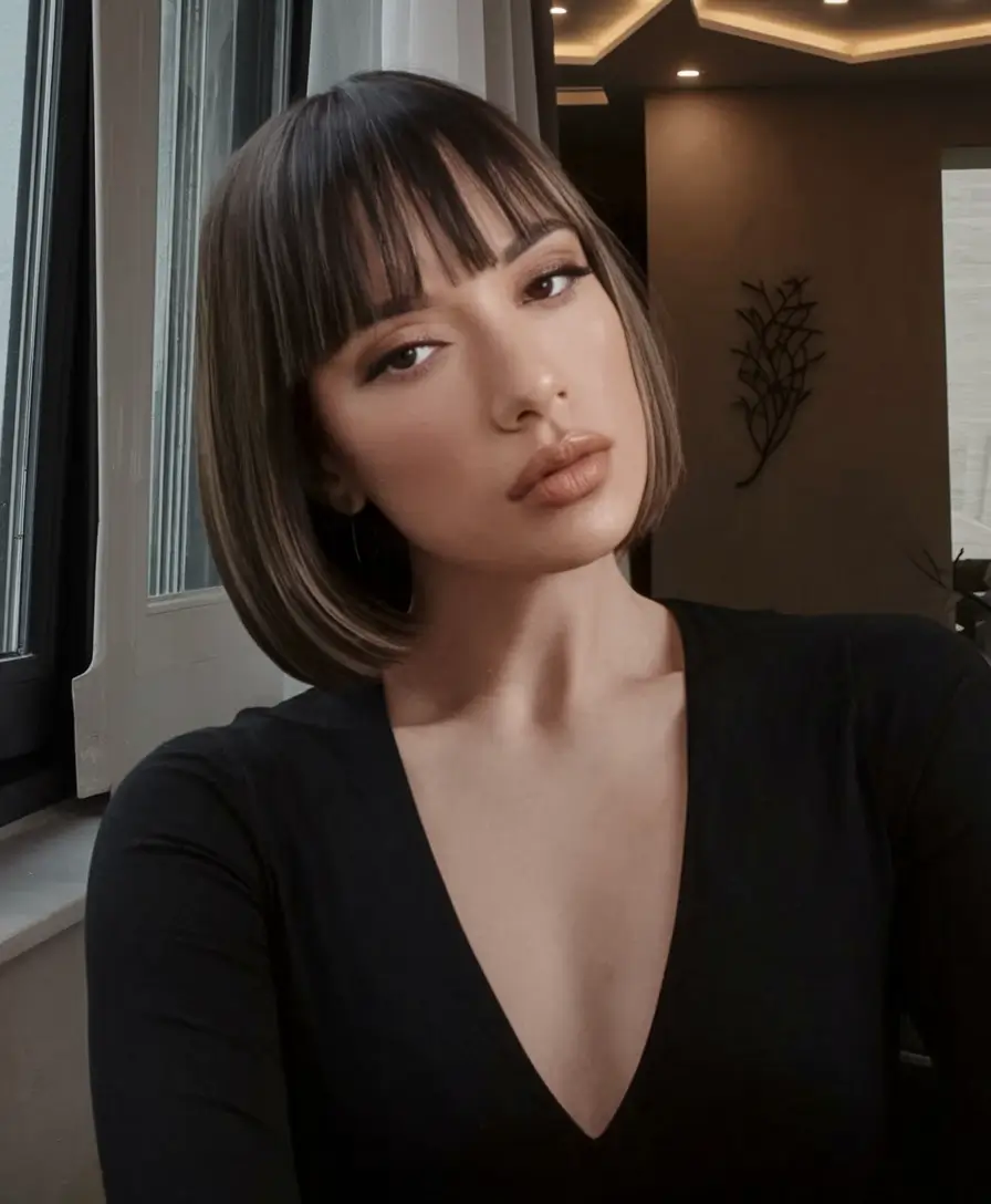 Perfect Haircuts for Oval Faces – Blunt Cut Bob with Micro Bangs