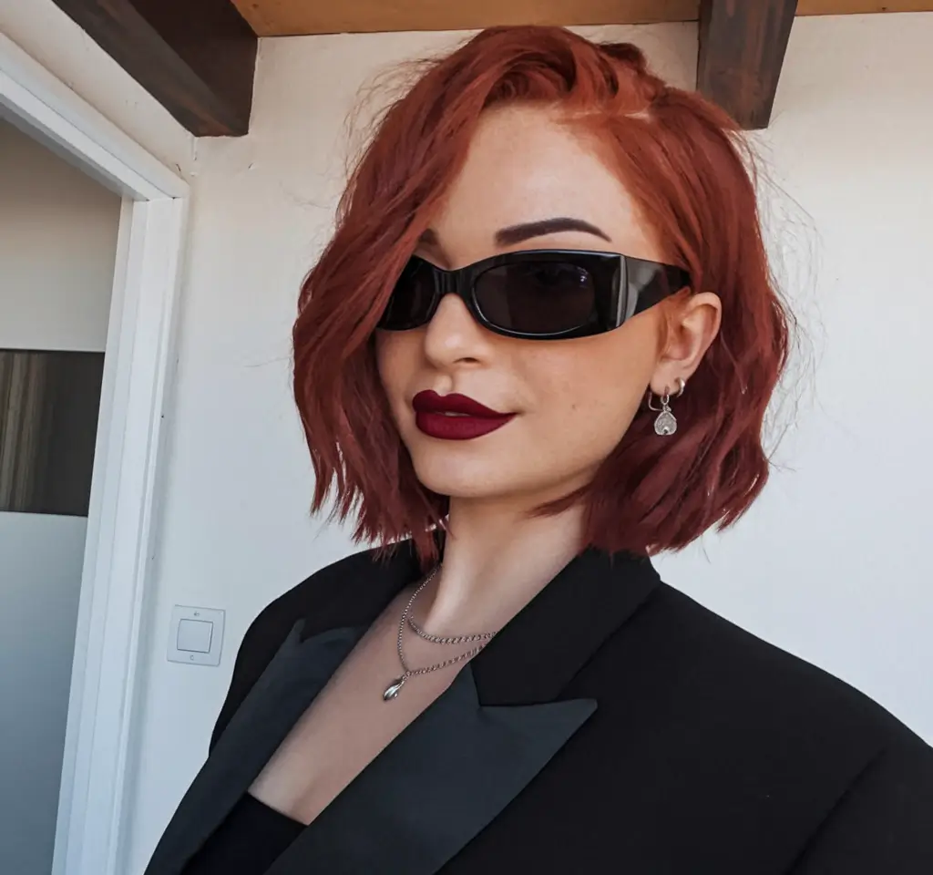Summer Updo Hairstyles 2025: Simple Styles Retro Flip with an Attitude