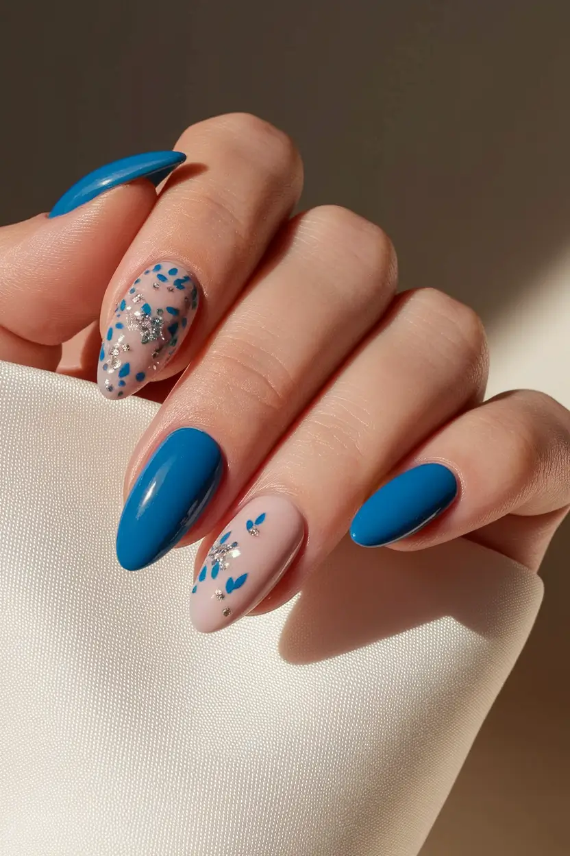 summer oval nails ideas 2025 Ocean Breeze with Sapphire Dots