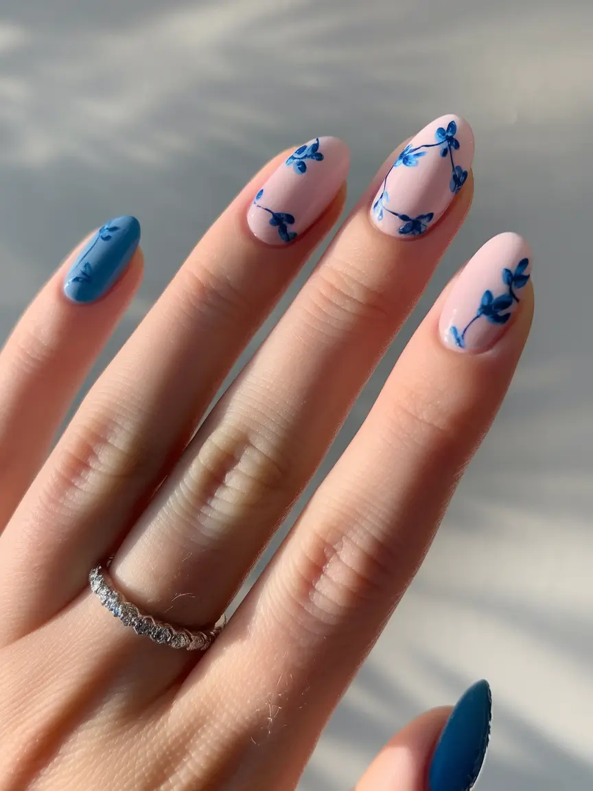 summer oval nails ideas 2025 Trailing Vines in Delft Blue