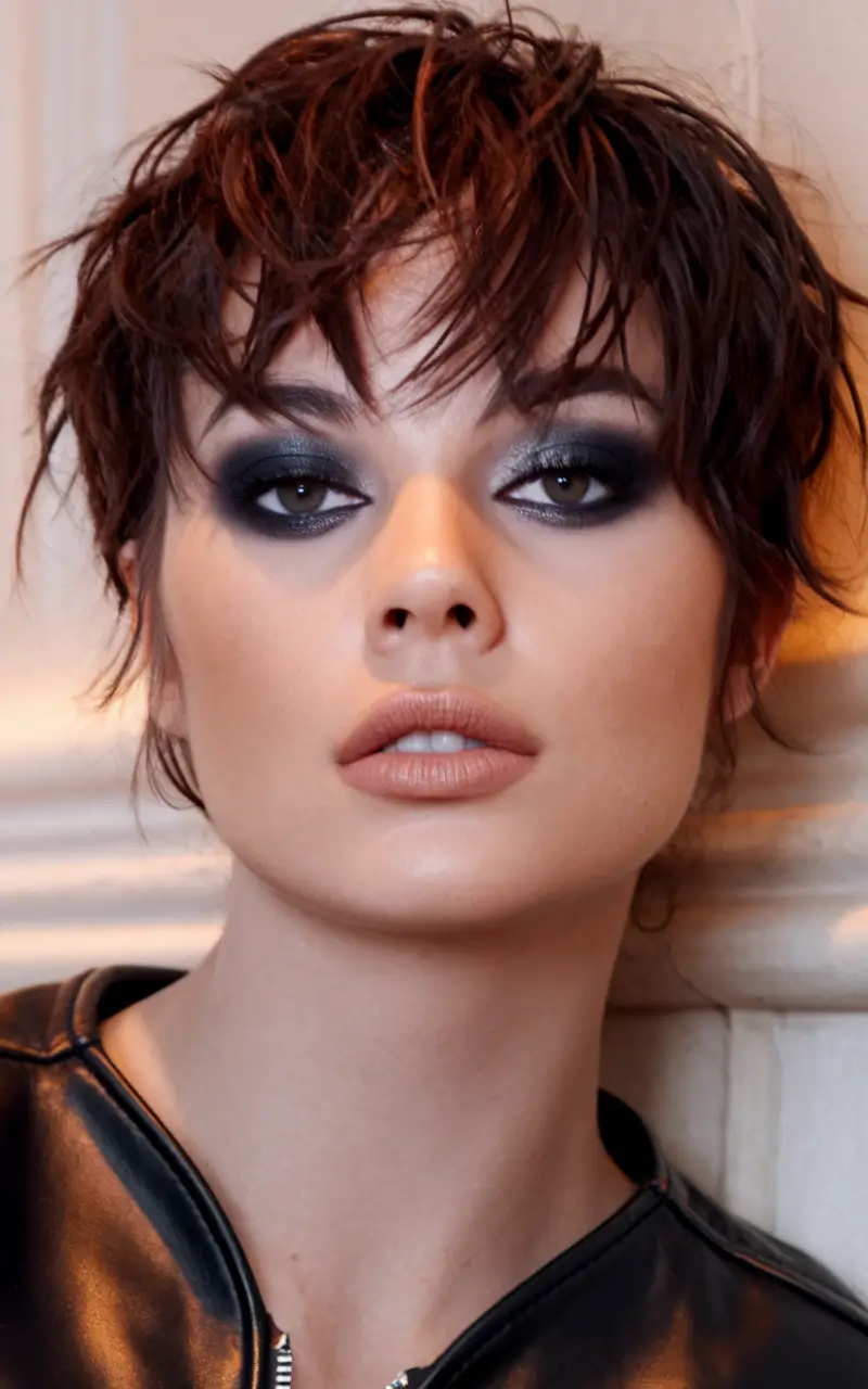 fall pixie haircut Mussed Layers with Smoky Drama