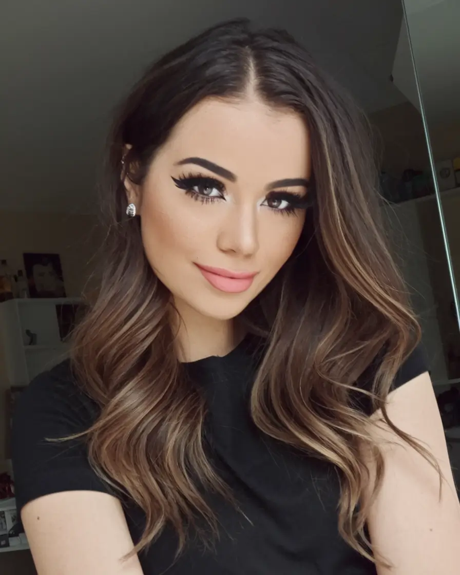 brunettes highlights Soft Glam Brunette with Bouncy Waves