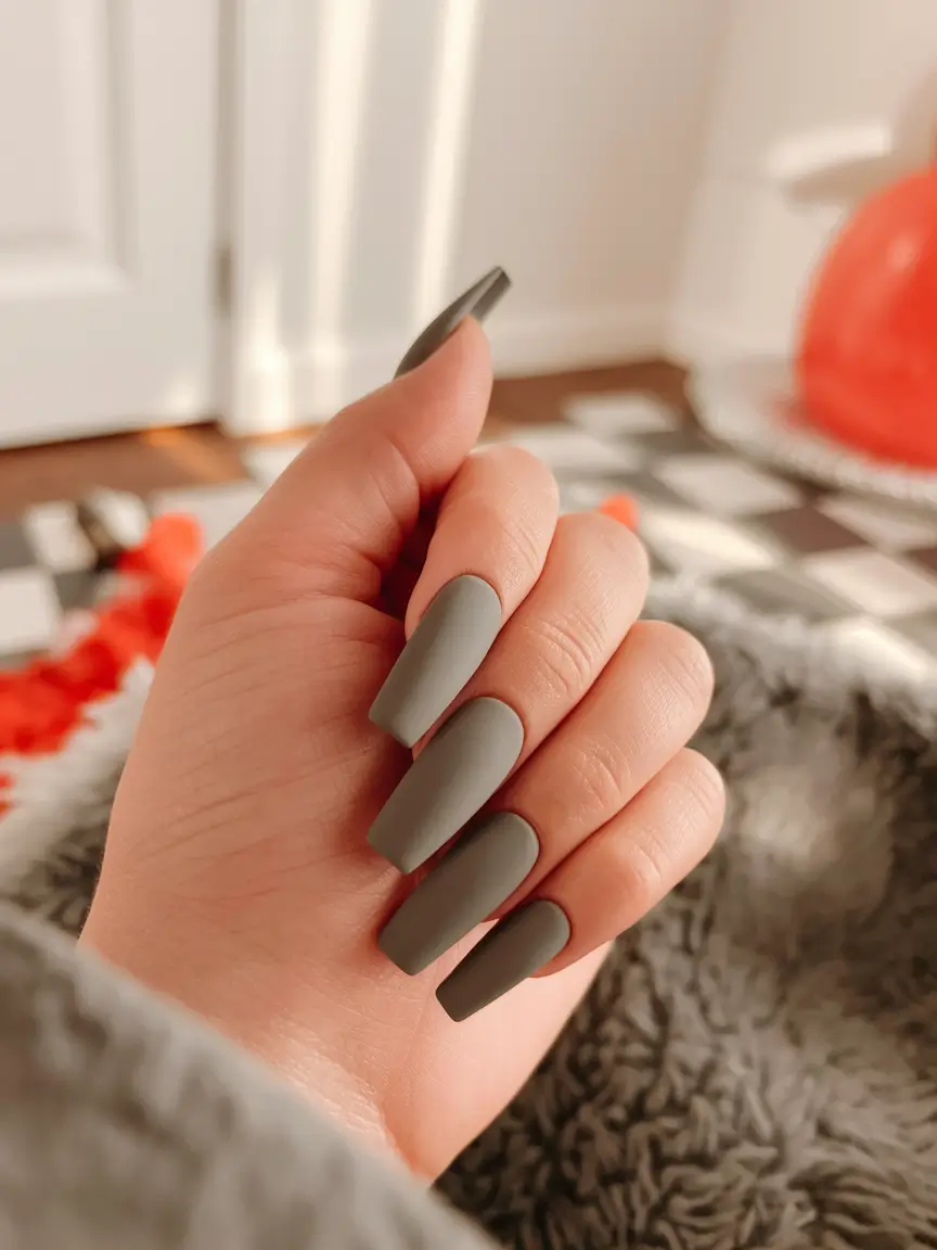 Creative Fall Coffin Nail Ideas 2025 Muted Olive Simplicity