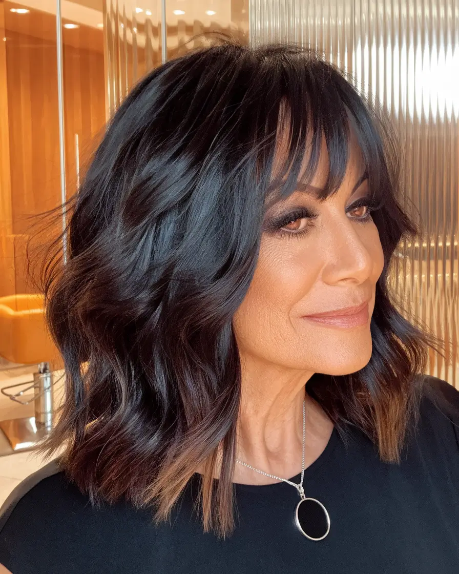 Fall hairstyles for women over 40 ideas 2025 Soft Waves with Textured Fringe