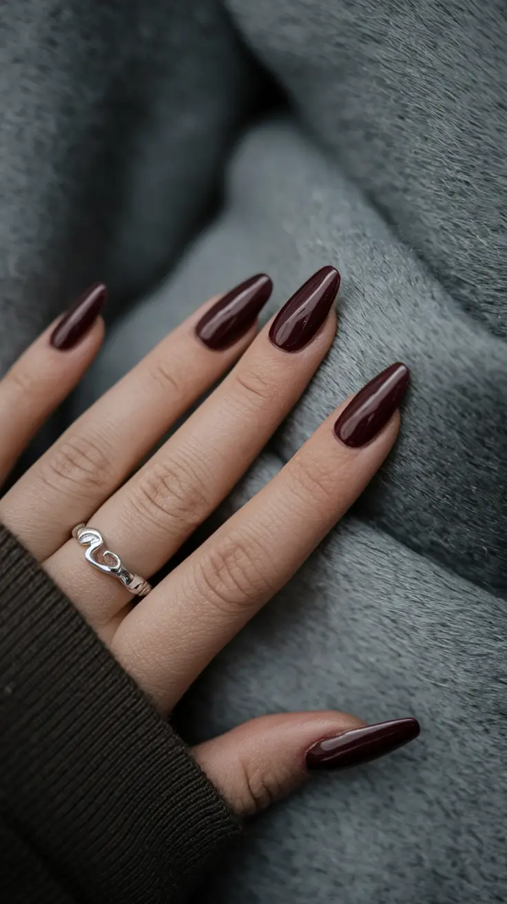 Fall Nail Trends 2025 Molten Metallic Drama
