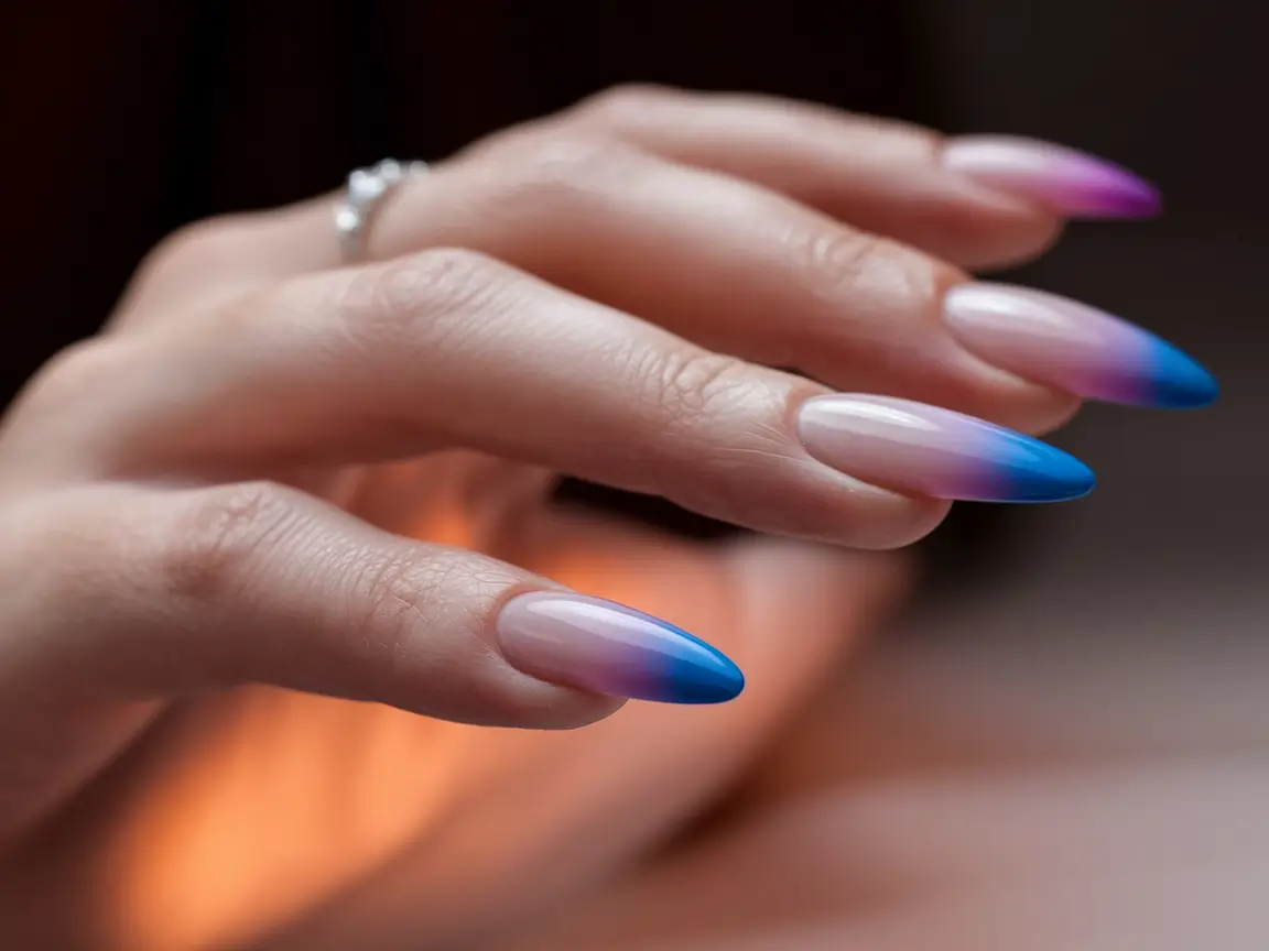 Modern Classy Winter Nails 2025-2026 Frost-Tipped Gradient