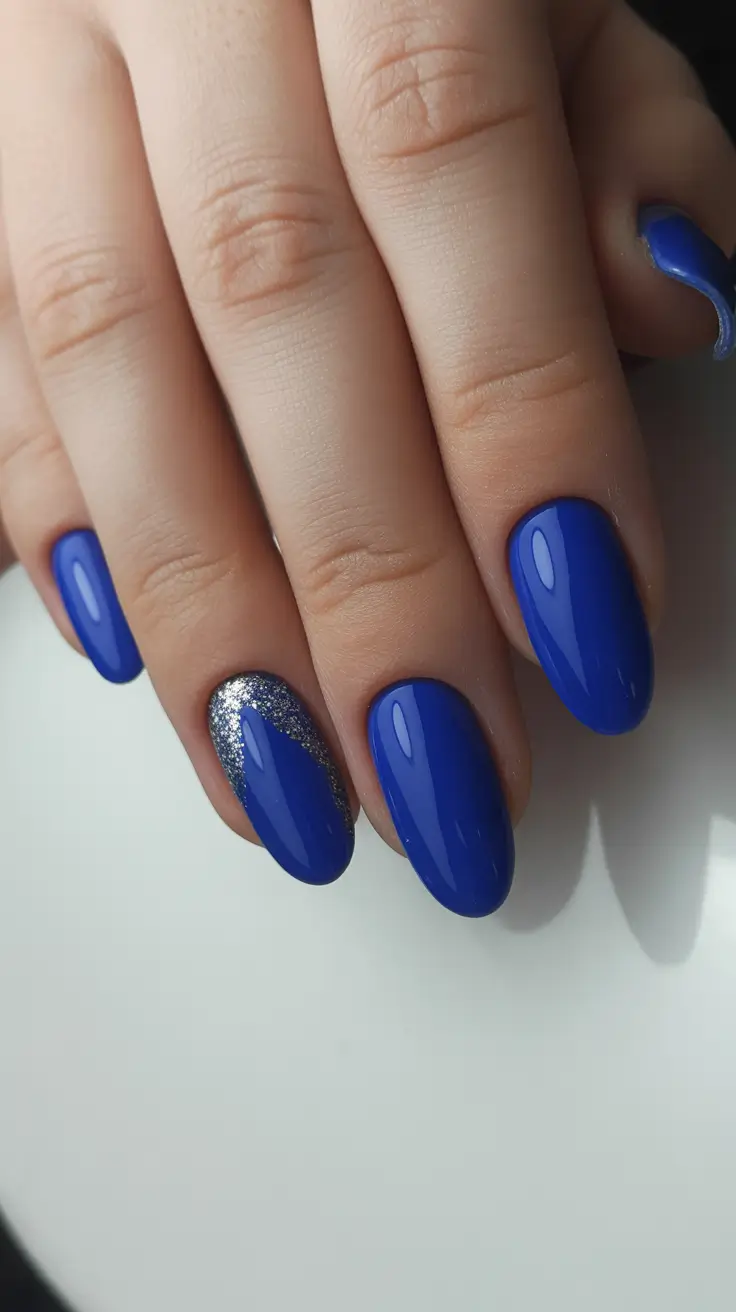 Cute Simple Nail Ideas for Christmas 2025 Electric Sapphire Spark