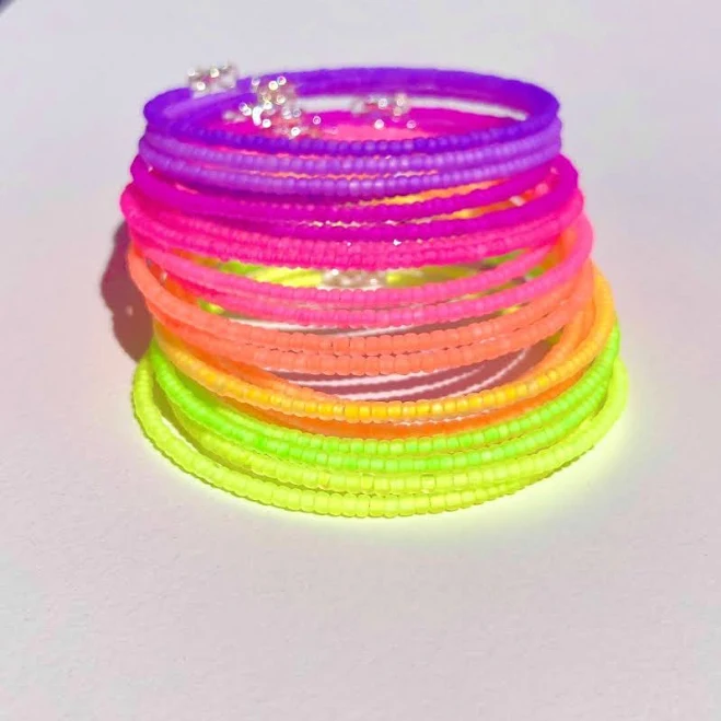 accessory 80s Seed Bead Hoop Earrings Etsy - MiksJewelryShop $9.75