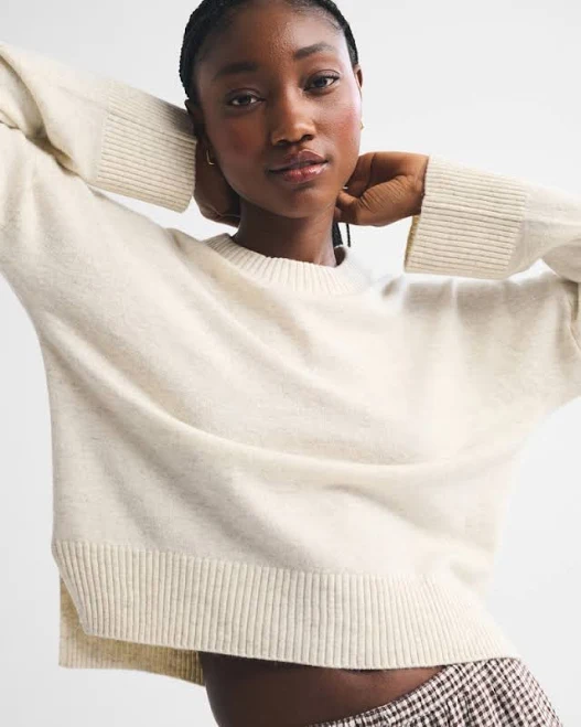 sweater Abercrombie & Fitch Women's Cashmere Crew Sweater Abercrombie & Fitch $160