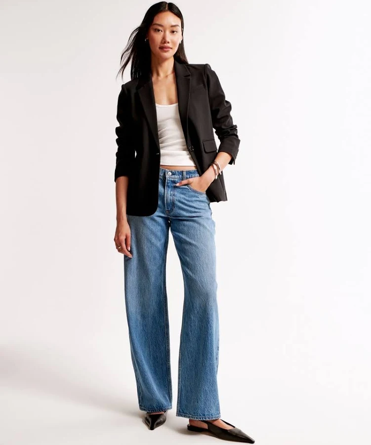 outerwear Abercrombie & Fitch Women's Classic Suiting Blazer Abercrombie & Fitch $120