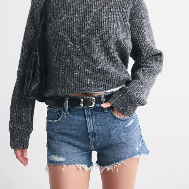 shorts Abercrombie & Fitch Women's High Rise Mom Shorts Abercrombie & Fitch $65