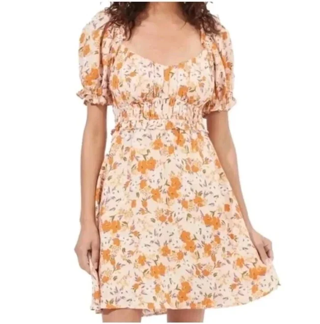 dress Astr The Label Puff Sleeve Floral Mini Dress eBay - aaresellers $34