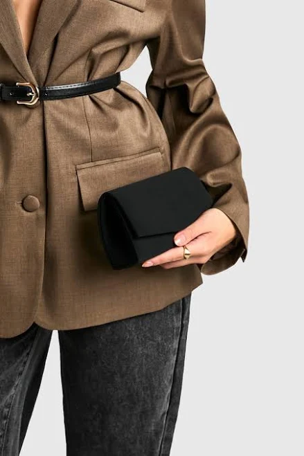 bag Boohoo Women's Structured Suede Clutch Bag & Chain boohoo USA $13.6