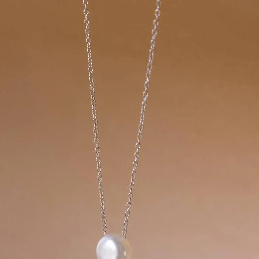 accessory Caitlyn Minimalist 18K Gold Pearl Gemstone Pendant Necklace Caitlyn Minimalist $36
