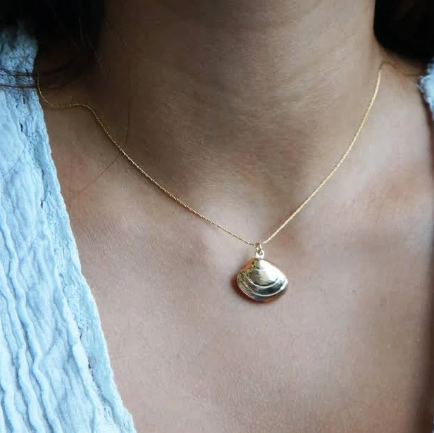 accessory Dainty Beach Jewelry Shell Pendant Necklace Etsy - LayerIt $19.87