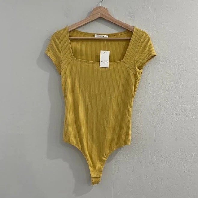 bodysuit ELODIE NWT Yellow Square Neck Ribbd Bodysuit Sz Medium - New Women | Color: Yellow | Size: M Mercari $23.5