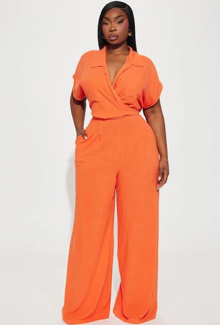 matching set Fashion Nova Andrea Linen Cropped Blouse and Pant Set Fashion Nova $30.99