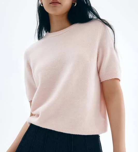 top H&M Ladies Fine-knit Sweater H&M $19.99
