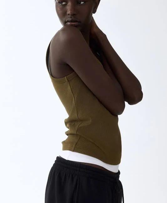 top H&M Ladies Ribbed Tank Top H&M $8.49