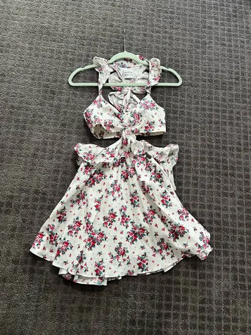 two piece set Hello Molly Dresses | Hello Molly White Floral Crop Top & Skirt Set With Pink And Teal Blooms | Color: Pink/White | Size: 2 | Natalie1234527's Closet Poshmark $35