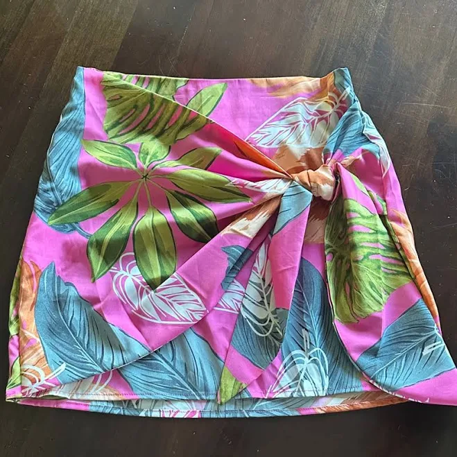 mini skirt SHEIN Tropical Print Wrap Mini Skirt Poshmark $10