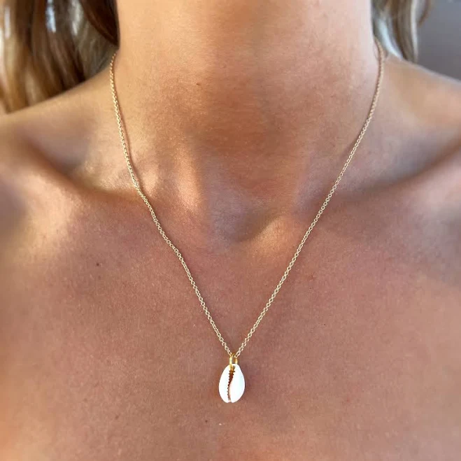 accessory Shell Choker Necklace Etsy - MadJewelryCo $21.08