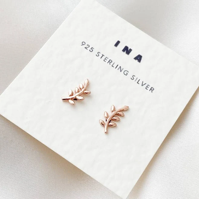 accessory Tiny Rose Gold Flower Stud Earrings Etsy - Seller $25.24