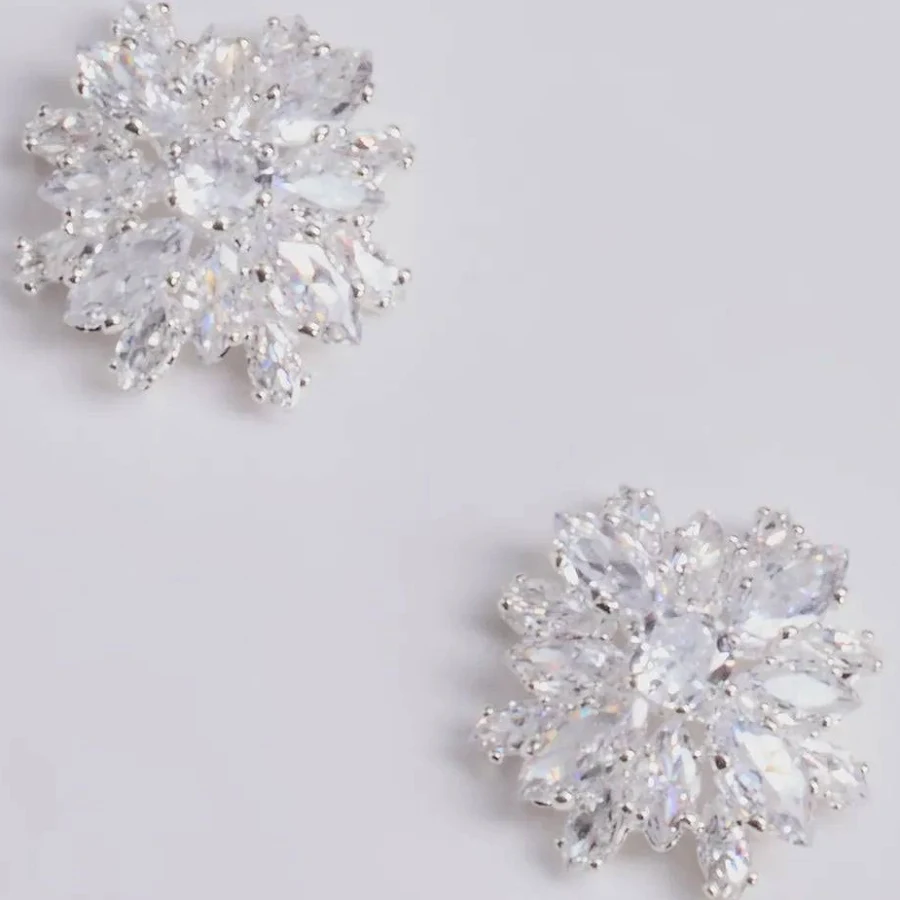 accessory Windsor Luxe Glimmer Rhinestone Cluster Stud Earrings in Silver Windsor $8.9